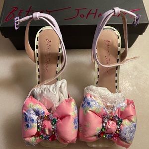 Betsey Johnson Pollie Pink Multi 8.5